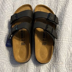 Birkenstock Black  Leather Arizona Size 38 7 Brand New never worn